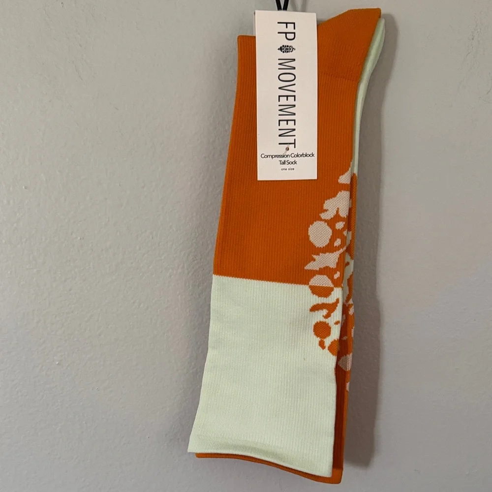 Free People Movement Colorblock Buti Tall Socks OS - Picture 3 of 7